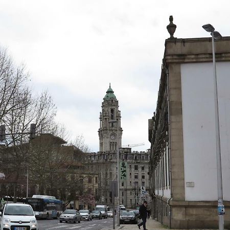 Red Wings Trindade Apartments Porto Eksteriør billede